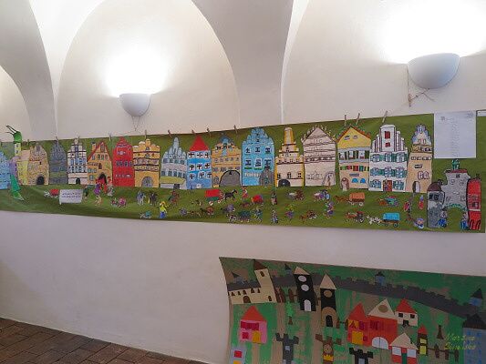 STŘÍBRSKÁ LAMPA V MUZEU