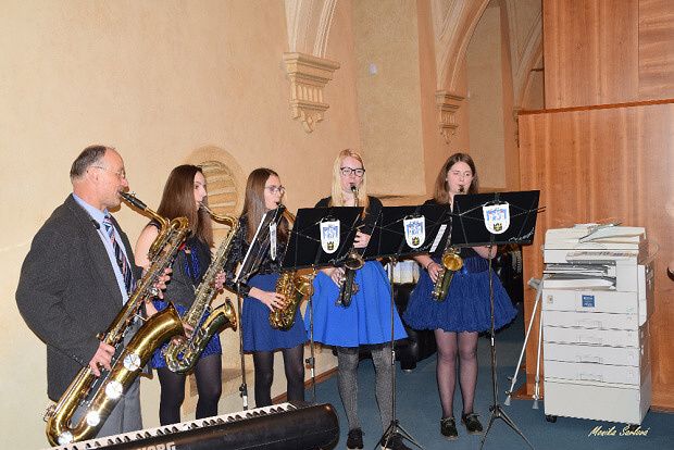 STŘÍBRSKÁ ZUŠ SE PREZENTUJE V SENÁTU