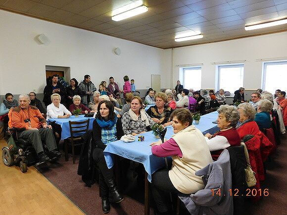 VÁNOČNÍ BESEDA SE SENIORY