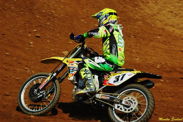 ZA WESCHTOU V KRAMOLÍNĚ