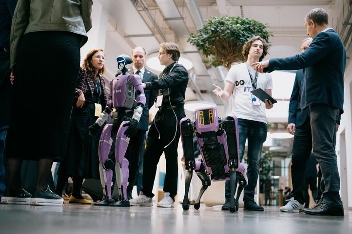 Drony, AI i bezpečnost. Nová konference Inovujeme Next Level přilákala do Plzně přes tisíc lidí