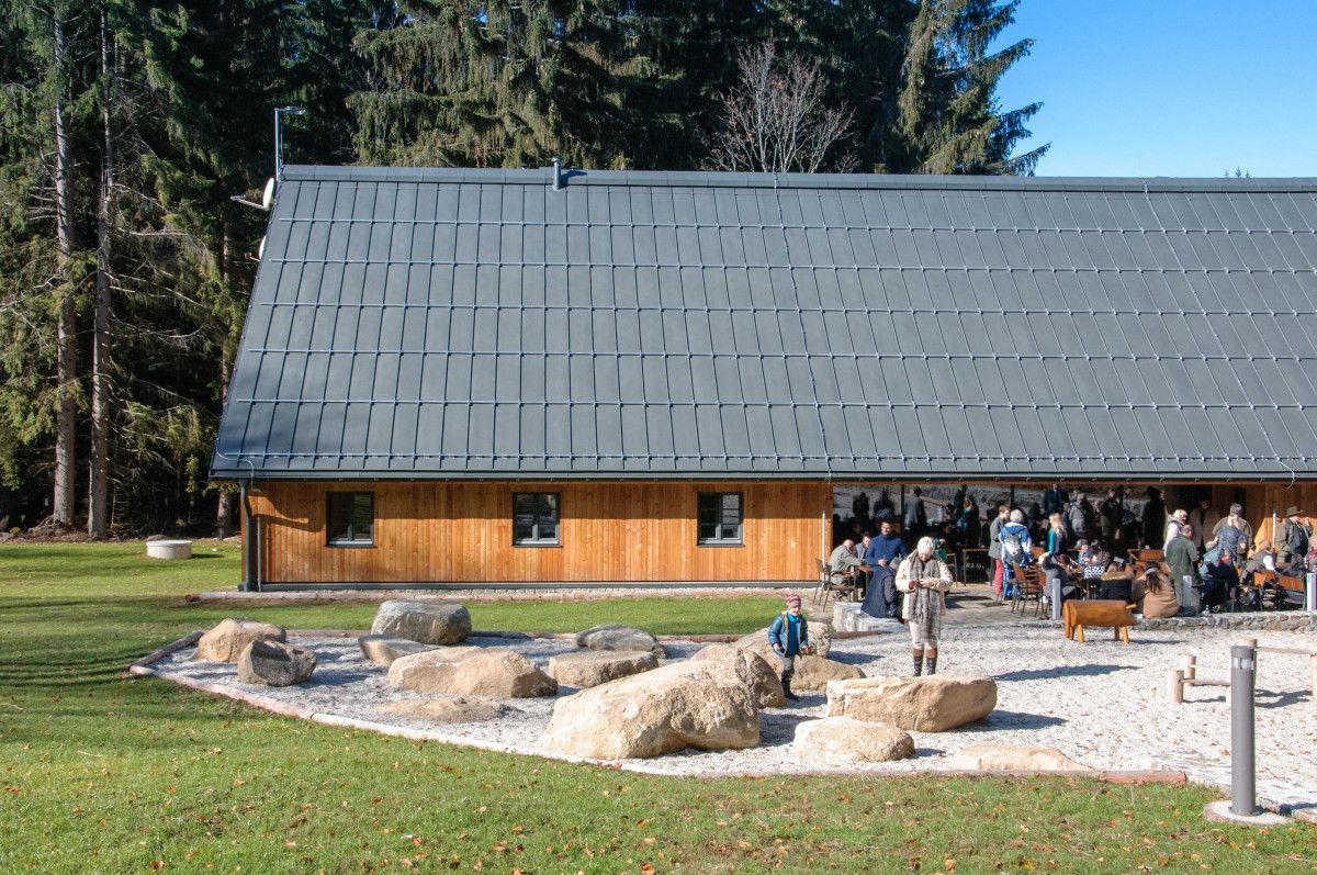 Ministerské škrty v rozpočtu NP Šumava nejspíš uzavřou některá infocentra