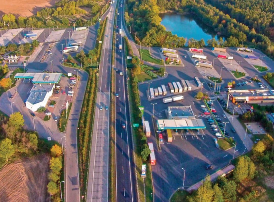 Na Rozvadově pokračuje přestavba odpočívky. Kapacita i zázemí výrazně porostou