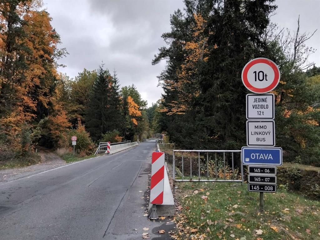 obrázek: Na Šumavě začíná stavba nového mostu přes Otavu. Řidiče čekají téměř dvouleté komplikace