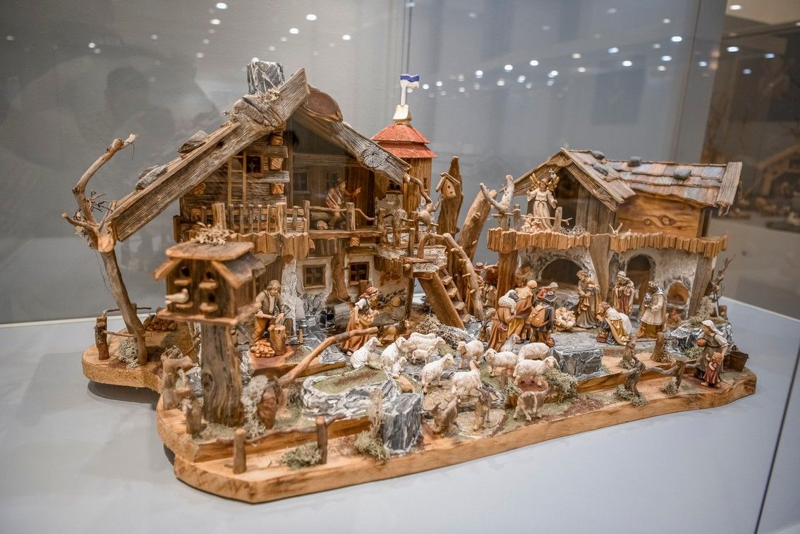 Od zákopu po pivovar - Plzeň vystavuje téměř 80 betlémů