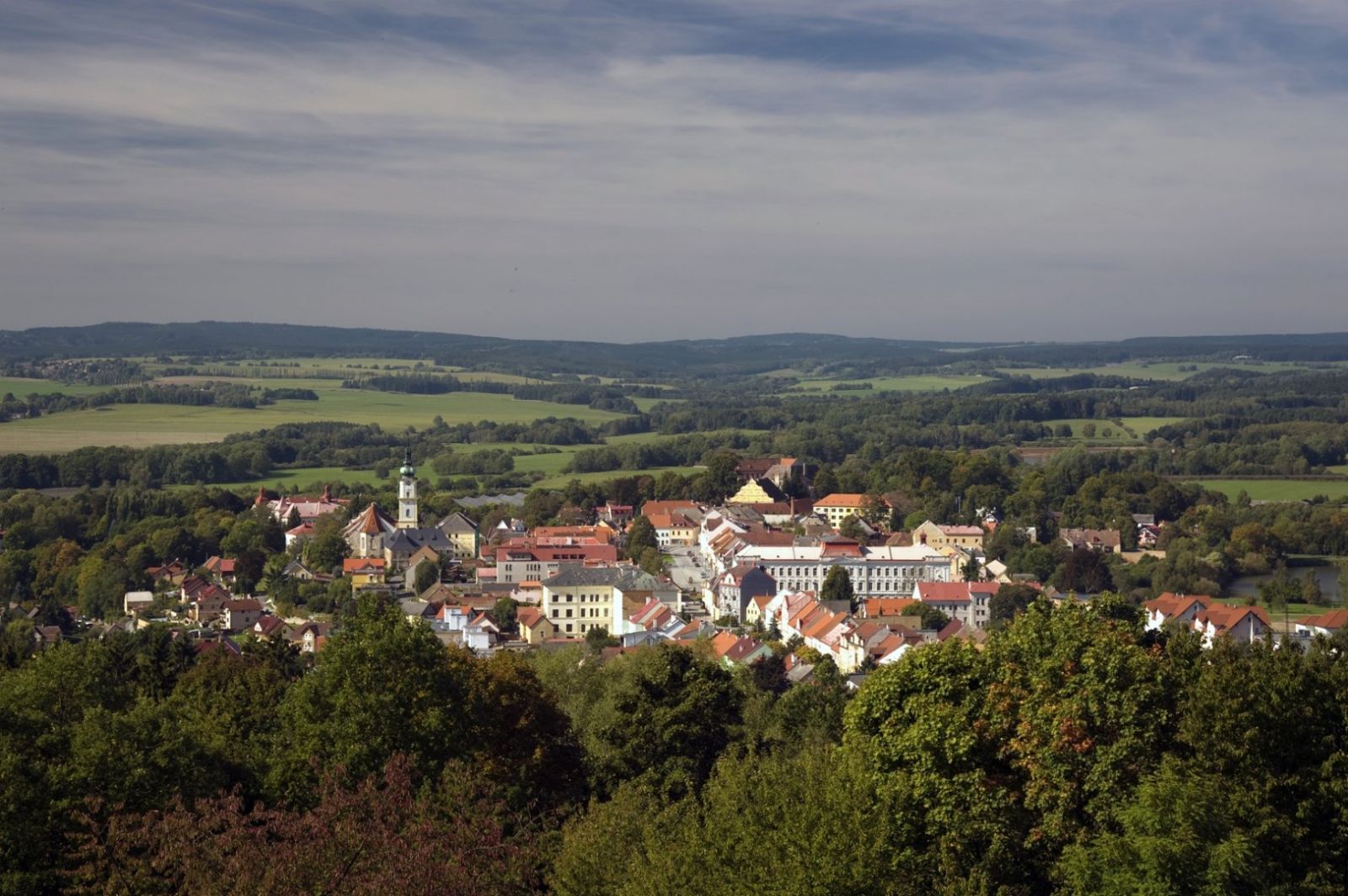 Planá chystá novou bytovou zónu, až 100 nových parcel, město investuje 50 mil