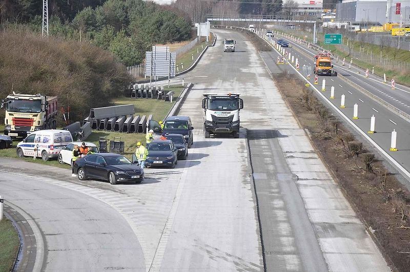 Řidiče na D5 čeká horké léto. Dálnici mezi Plzní a Rozvadovem znovu obsadí opravy