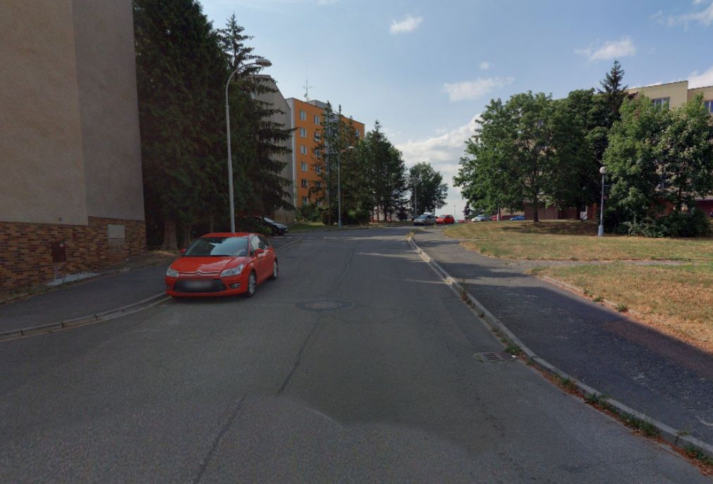 Skvrňany získají 81 nových parkovacích míst. Stavba omezí provoz v Pecháčkově ulici