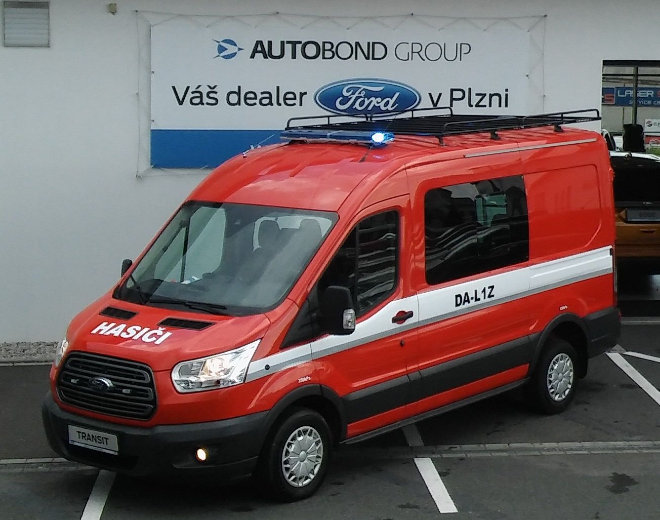 FORD TRANSIT pro Hasiče od AUTOBOND GROUP 