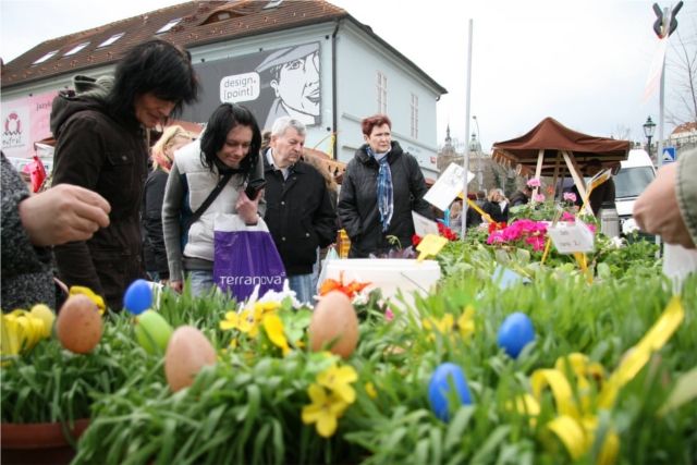 Farmářské trhy se v Plzni kvůli rekonstrukci stěhují. Z náměstí Republiky zamíří k U Zvonu