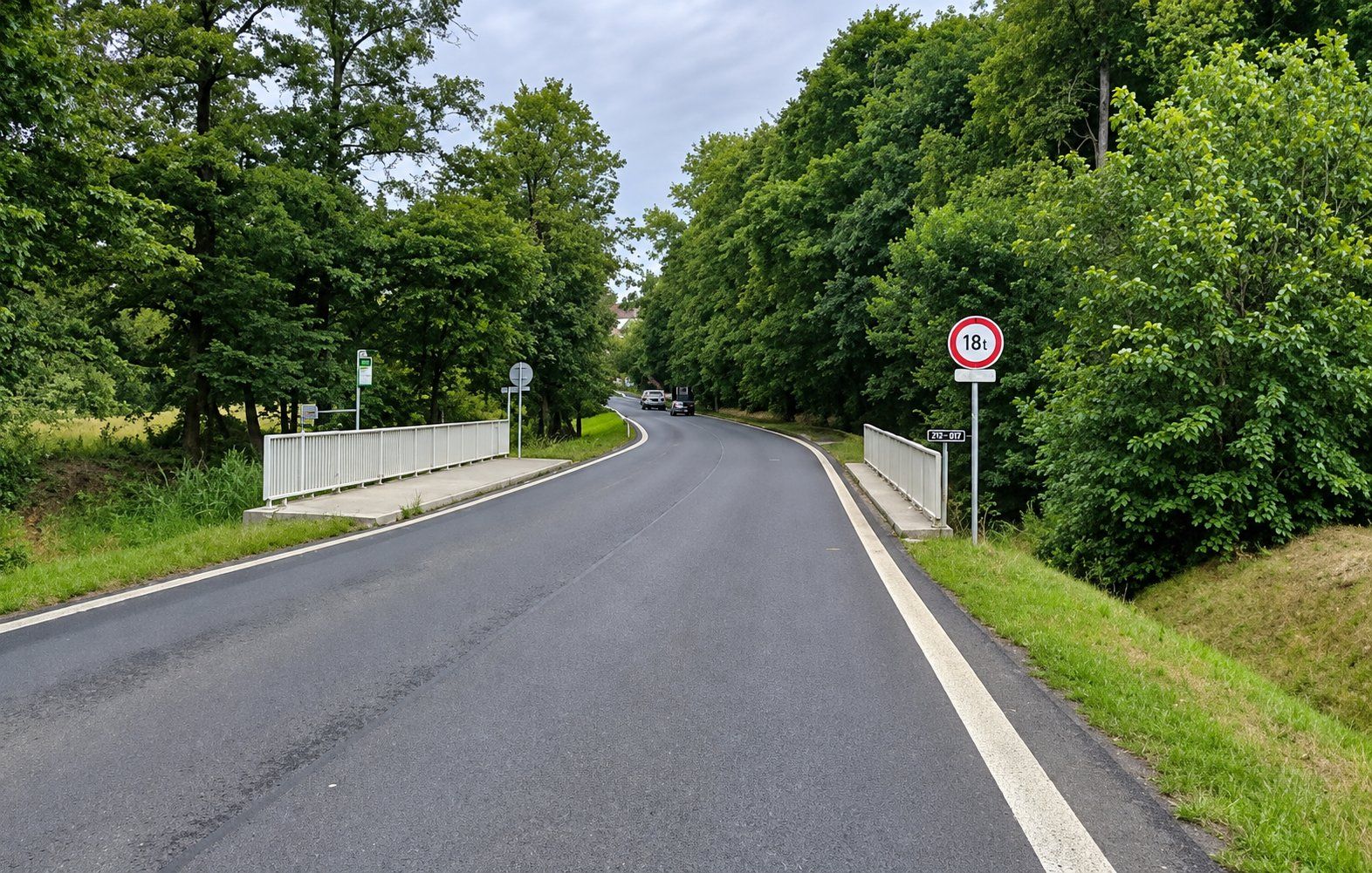 Od pondělí se na dlouhé měsíce uzavřou Hořehledy. Rekonstrukce silnice I/19 potrvá až do léta 2027