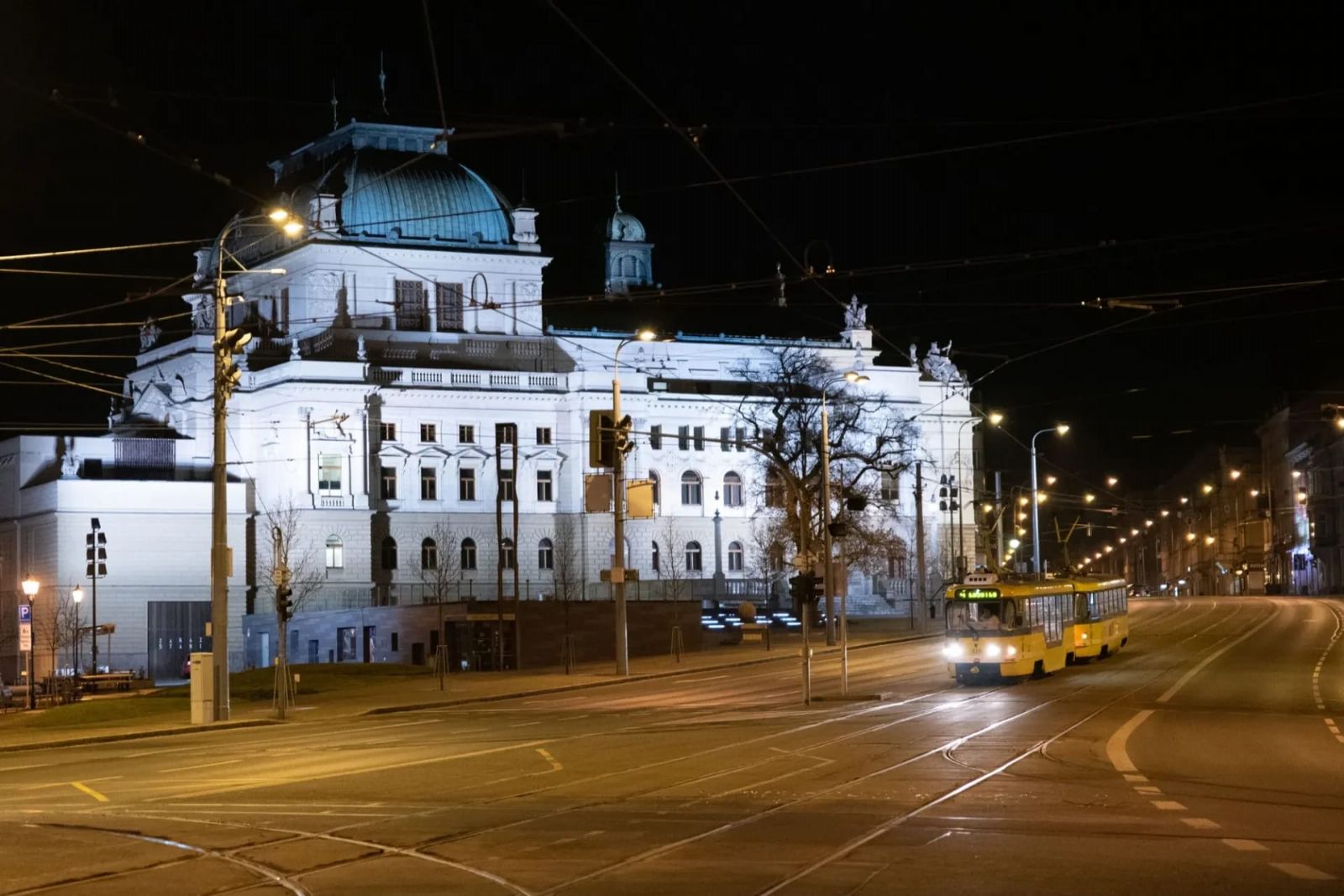 Plzeň chystá obří modernizaci osvětlení. Vymění tisíce lamp a slibuje velké úspory