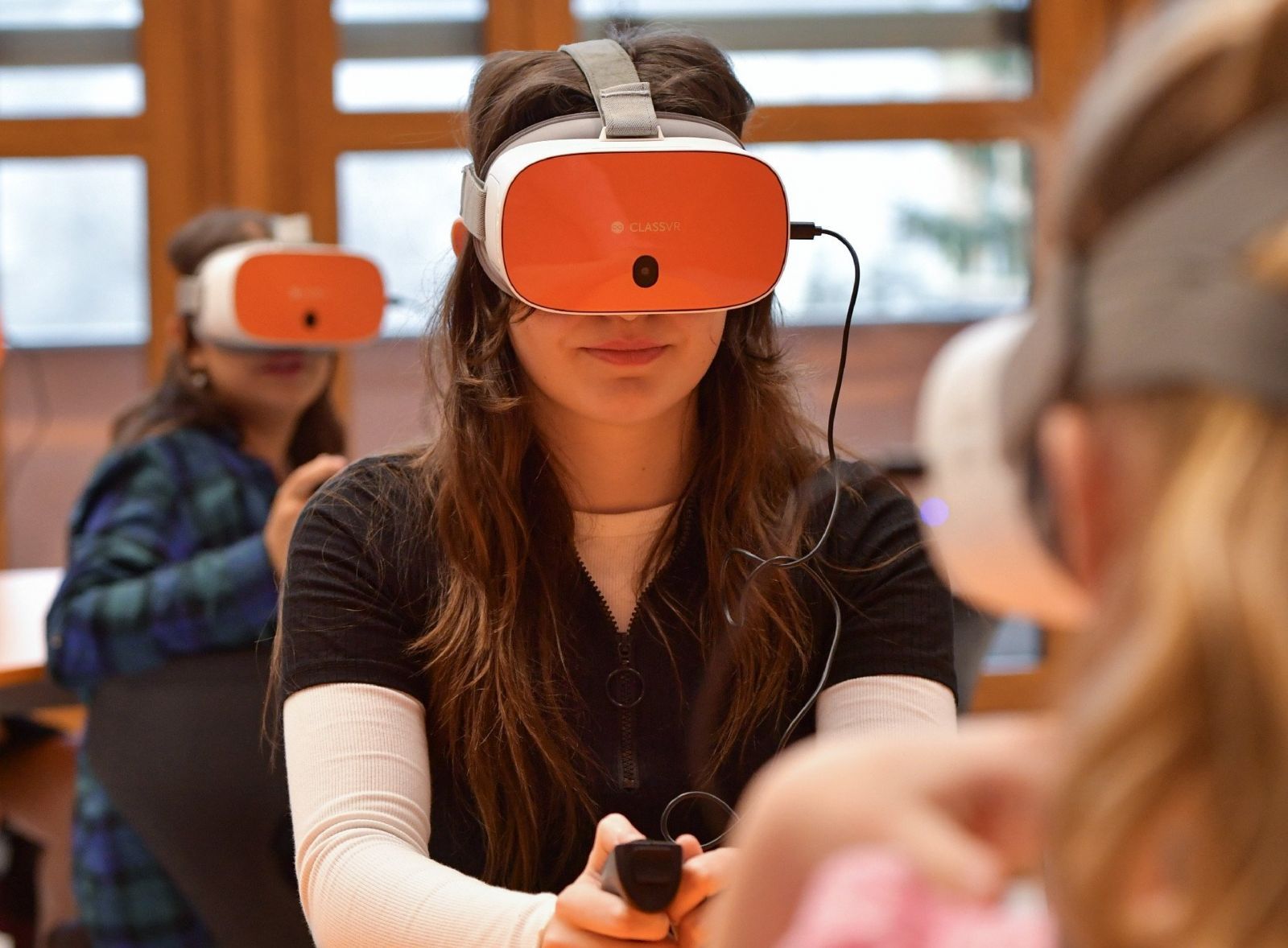 Plzeňská ZČU spouští Virtuální třídu ve VR. Školí učitele na konflikty a první pomoc