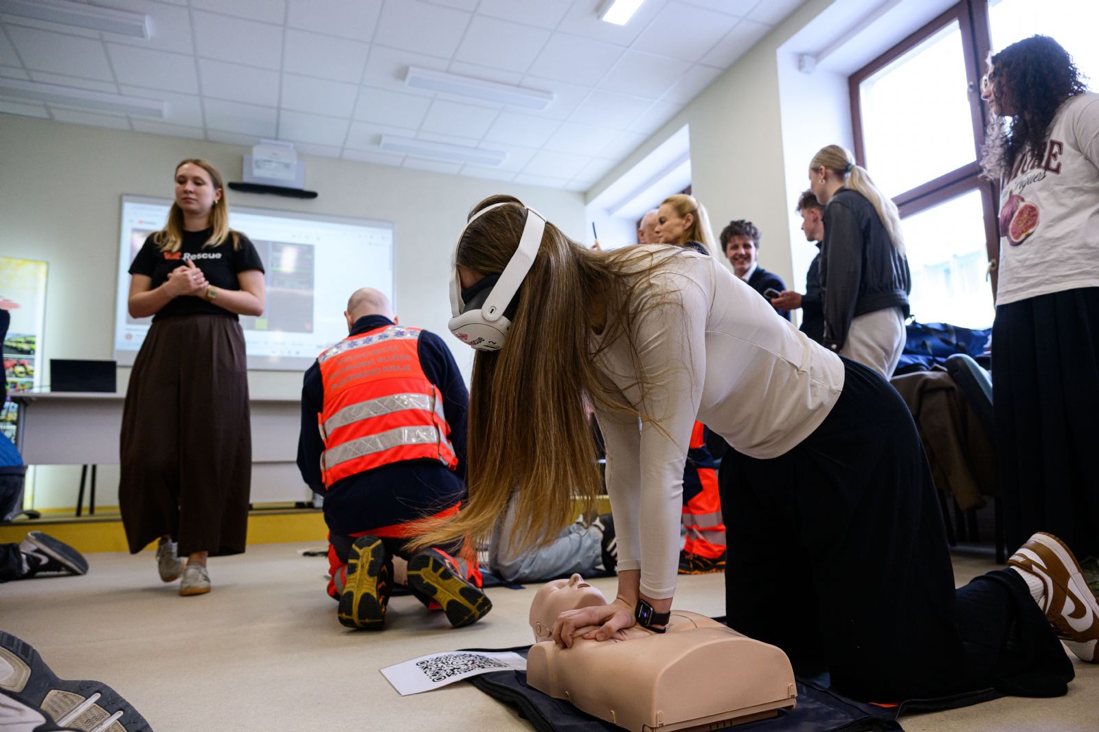 Plzeňský kraj naučí tisíce středoškoláků zachraňovat životy. Pomůže virtuální realita a AI