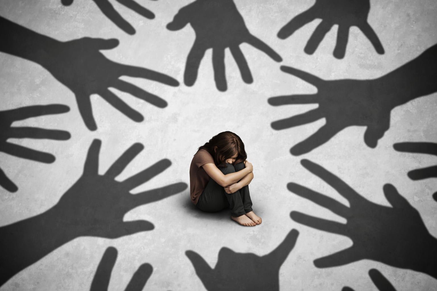 Plzeňský soud řeší znásilnění nezletilé na ubytovně