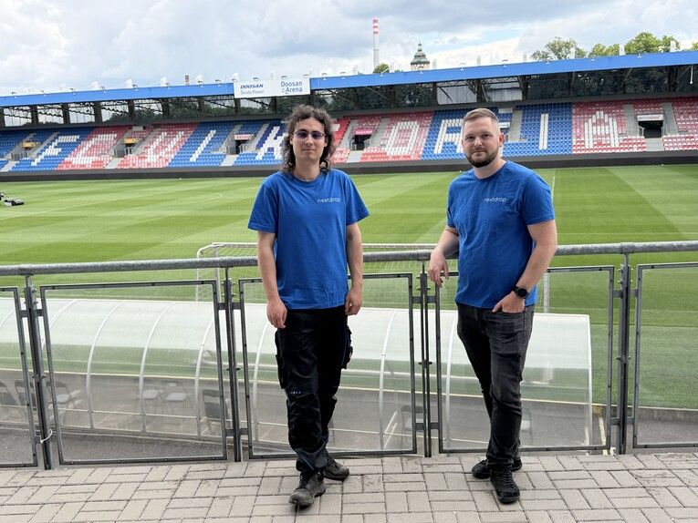 Studenti z Plzně hlídají vodu stadionu, zoo i festivalu. Jejich startup umí ušetřit statisíce