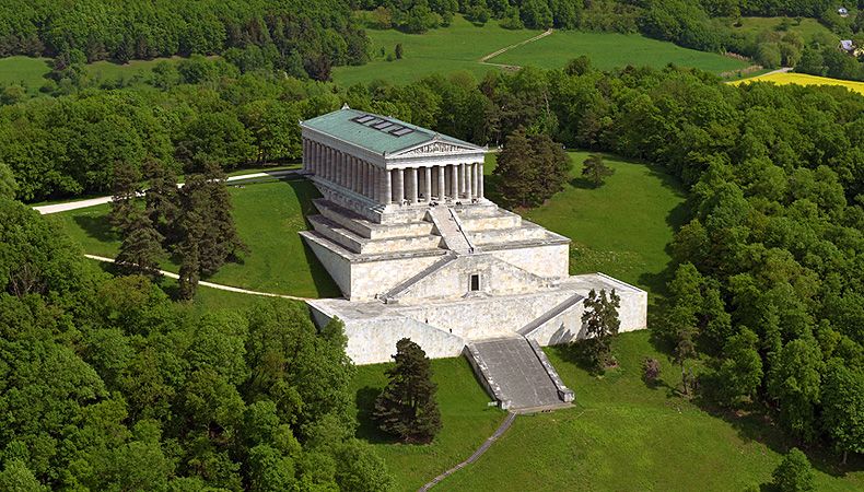 Tip na výlet - Walhalla u Řezna nabízí antický chrám nad Dunajem
