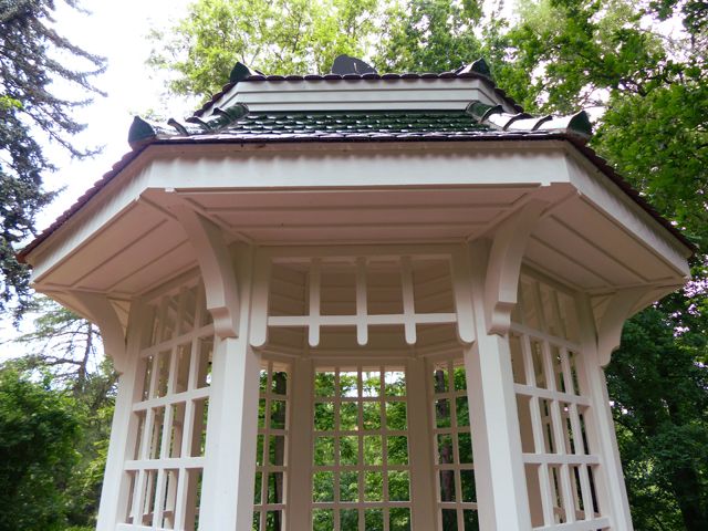 Užijte si léto v zahradním altánu