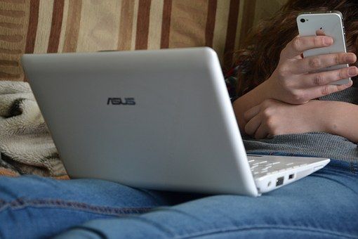 obrázek: Prodávala boty přes internet, je chudší o 21 tisíc