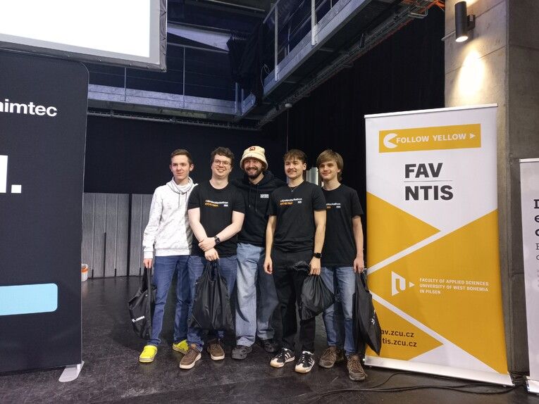 Plzeň žila technologiemi. Hackathon spojil AI, medicínu i chytrou mobilitu