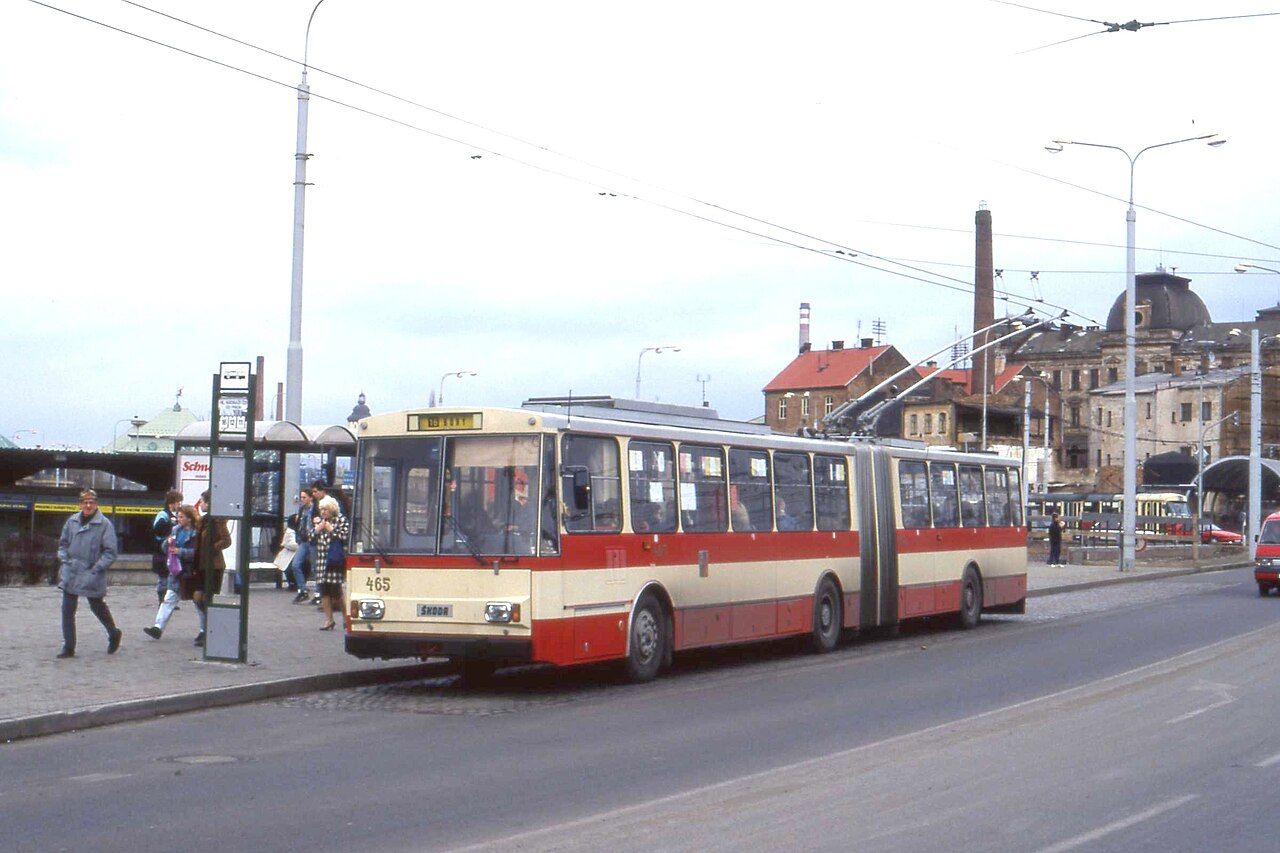 Plzní projedou na Velký pátek historické vozy. Vyjede trolejbus ŠKODA 15 Tr i KAROSA ŠL 11