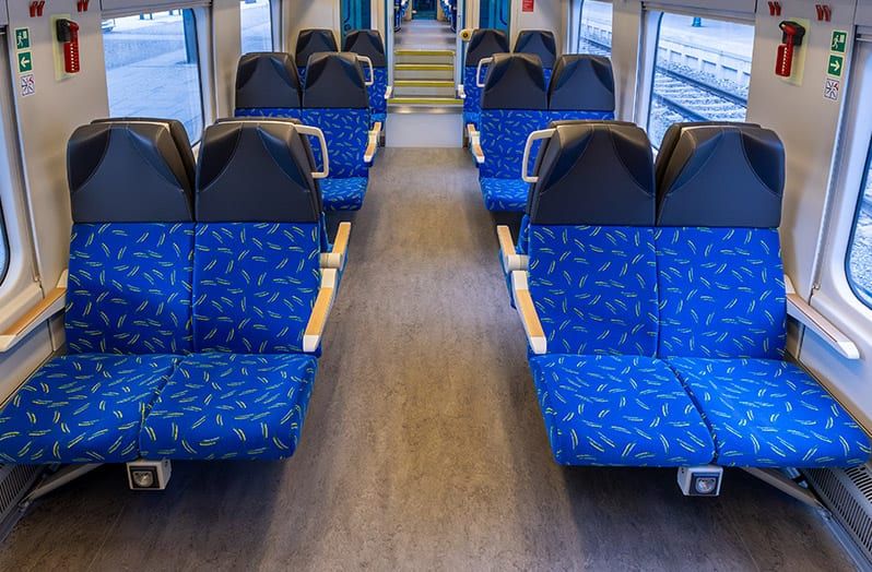 RegioSharky dostaly nový interiér a míří zpět na koleje v Plzeňském kraji