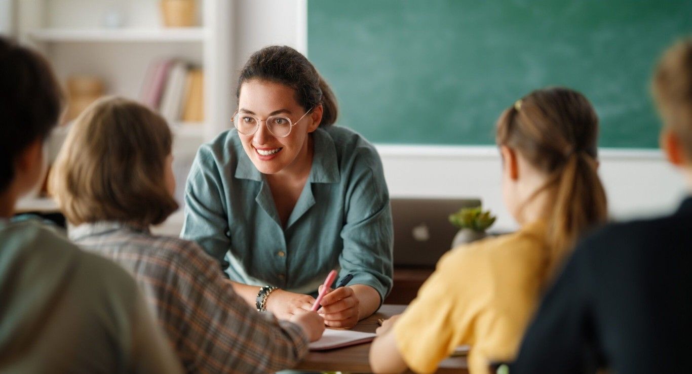 Školám chybějí učitelé. Pedagogická fakulta v Plzni rozšiřuje studium i pro lidi z praxe