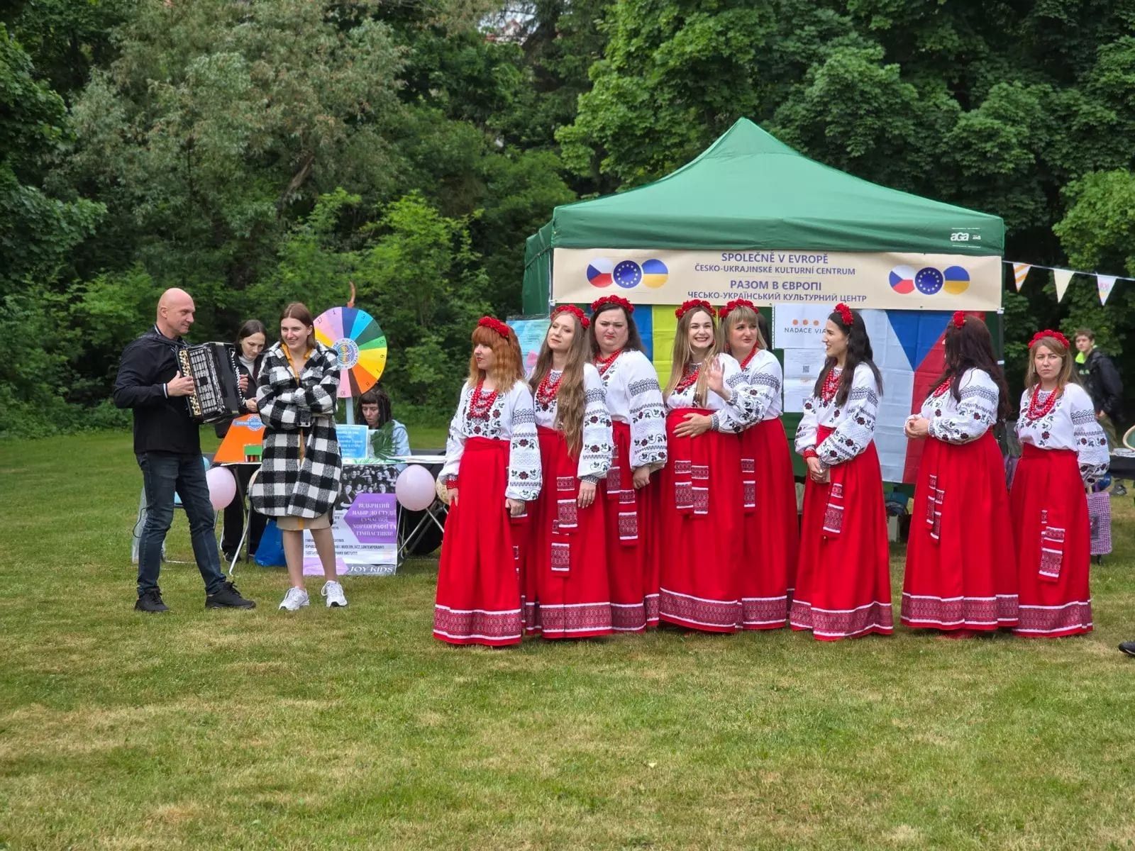 Slovanské prameny ovládnou Božkovský ostrov. Dorazí soubory z Česka i Ukrajiny