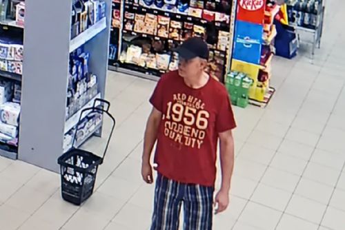 obrázek:Zloděj v Plzni odjel na kole za 100 tisíc korun. Zachytily ho kamery, policie po něm pátrá