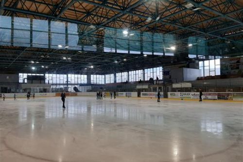 obrázek:Podzimní prázdniny v Rokycanech. Děti a studenti si zaplavou i zabruslí za 28 korun
