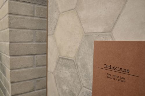 Obrázek - Nová koupelna? Stále vedou přírodní materiály, 3D efekty i retro