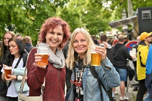 obrázek:Pivobraní na Jedničce: Rock, pohoda a deset lokálních pivovarů