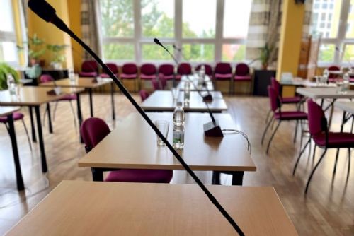 obrázek:Zastupitelstvo Jedničky se distancovalo od aktivit jednoho ze svých členů