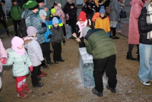 Foto: Po rozsvícení vánočního stromu následovala ledová show a tichý ohňostroj