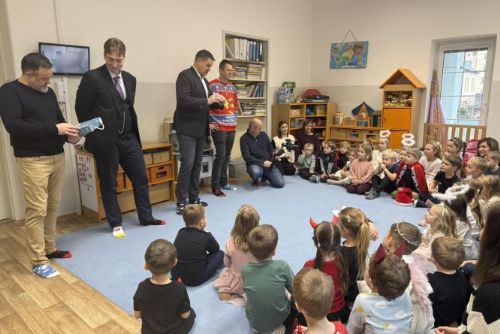 obrázek:Mikulášské nadílky ve školkách na Trojce odstartovaly