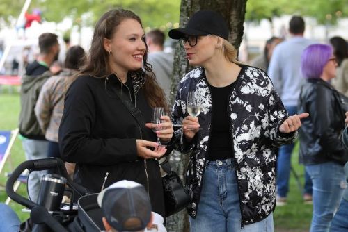 obrázek:Doubravecké slavnosti vína nabídly zajímavá vína, burčák i hudbu několika žánrů