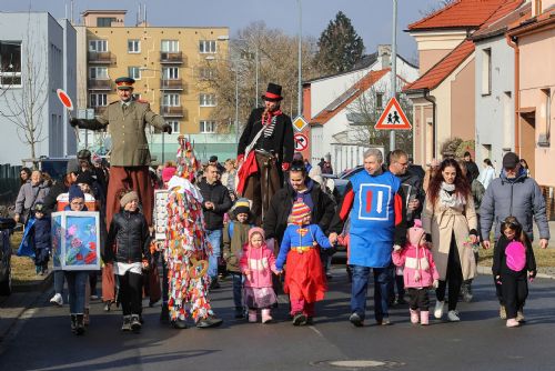 obrázek:Doubravka zve na tradiční masopust, přijďte v masce, čeká na vás odměna 