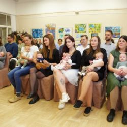 Na Čtyřce jsme přivítali opět nové občánky