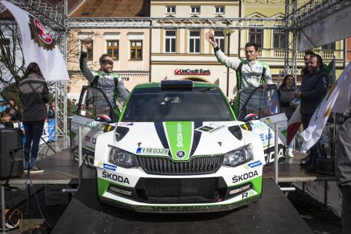 Obrázek - Rally Šumava Klatovy: ŠKODA chce na bednu!