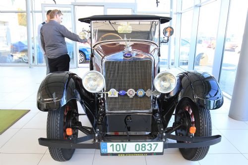 Obrázek - historický vůz Škoda 4R z roku 1929