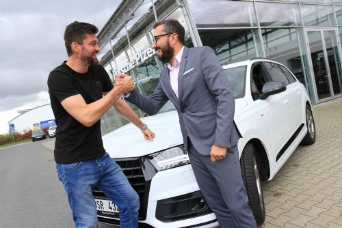 Foto: Sportovec Kozáčik vyměnil dres za Q7