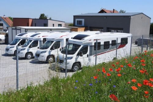 Foto: Autosalon Tonalli West s.r.o. nabízí špičkové obytné vozy značek Rimor, Sunlight a Dethleffs