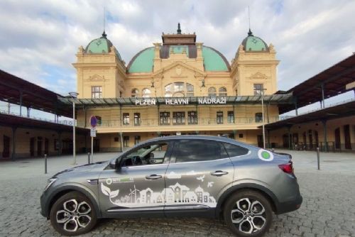 Foto: Carsharing v Plzni zůstává, Autonapůl zvýhodní registrace klientů končící Karkulky