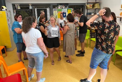 Foto: Celoroční vzdělávání pedagogů v Plzni završila letní dílna v Centru robotiky