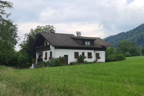 Foto: Chaty a chalupy v Plzeňském kraji dlouhodobě zdražují