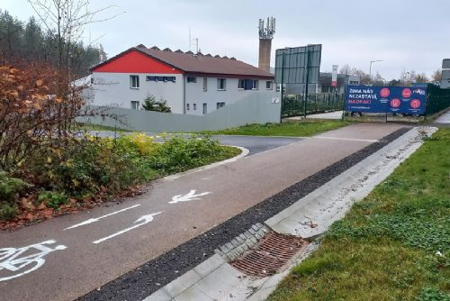 Foto: Z Plzně do Zruče projedou cyklisté bezpečně po nové cyklostezce