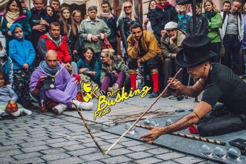 Foto: Do Plzně se v říjnu opět chystá Busking fest