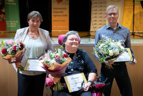 Foto: Dobrovolníci z kraje převzali ceny Křesadlo