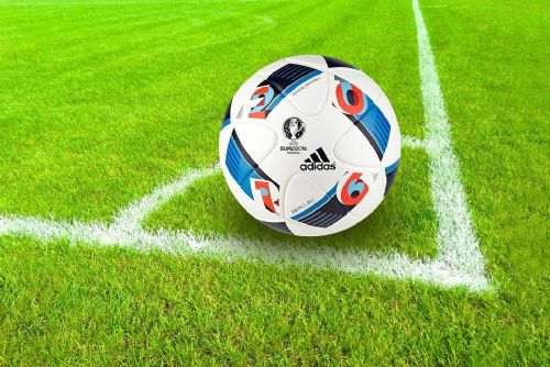 Foto: Evropský fotbal pohledem strážníků: klid
