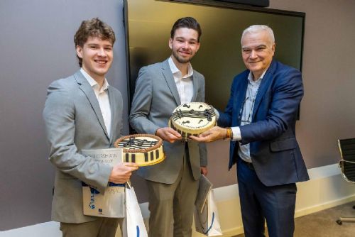 Foto: Hejtman ocenil úspěch pianistů A. Borovského a J. Rosendorfa